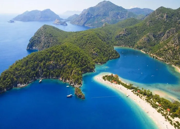 Holly Fethiye