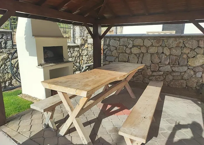 Villa Holly