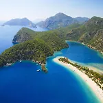 Holly Fethiye